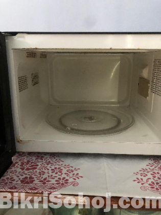 Shimizu Microwave Oven